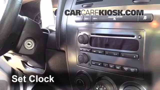 2009 Hummer H3 3.7L 5 Cyl. Horloge Régler l'horloge